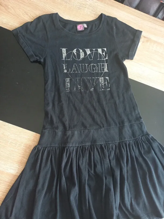 Robe noir 10 ans - photo numéro 2