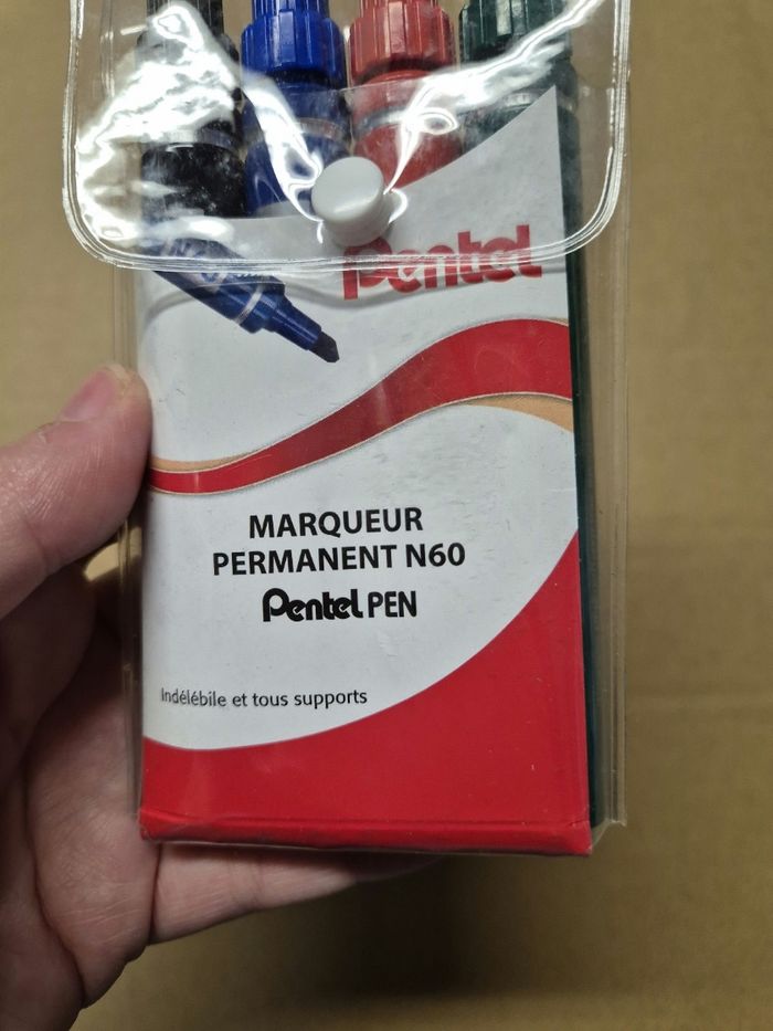 Étui 4 marqueurs Pentel N60 - photo numéro 3