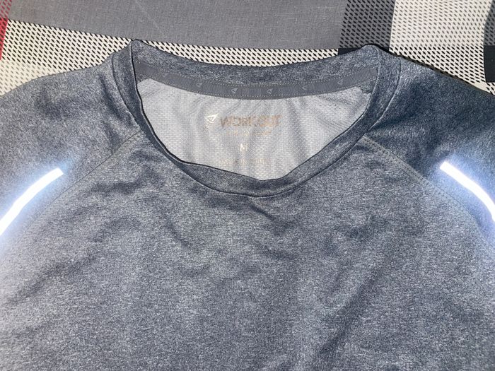 T-shirt gris primark à vendre - photo numéro 3