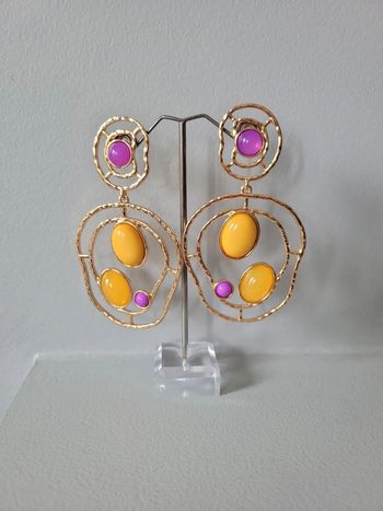 Grandes boucles d oreilles colorées