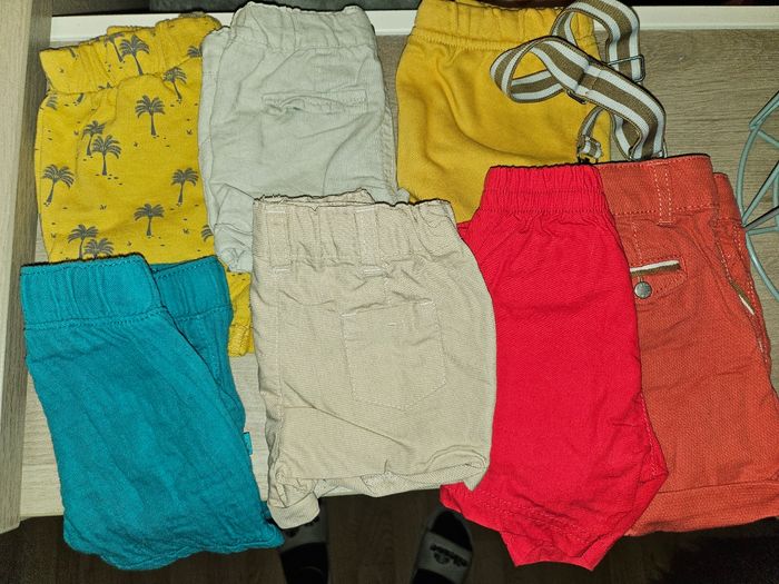 Lot short bébé 6mois