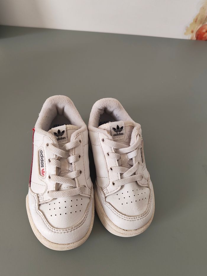 Baskets Adidas 23 - photo numéro 5