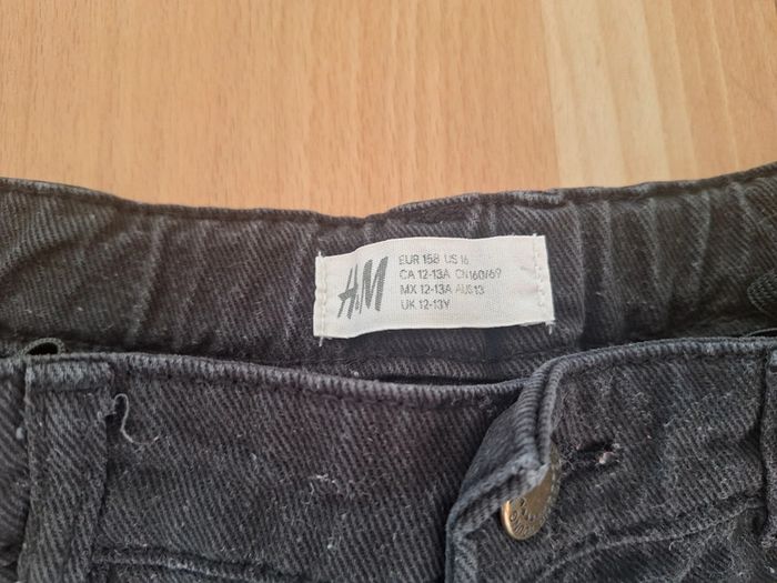 Short en jean noir H&M enfant fille 12/13 ans - photo numéro 3