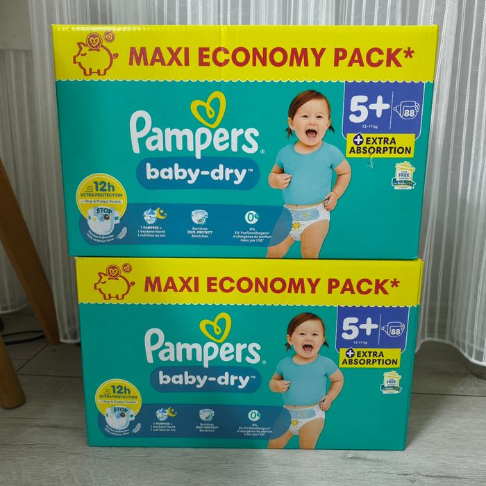 172 couches Pampers taille 5+