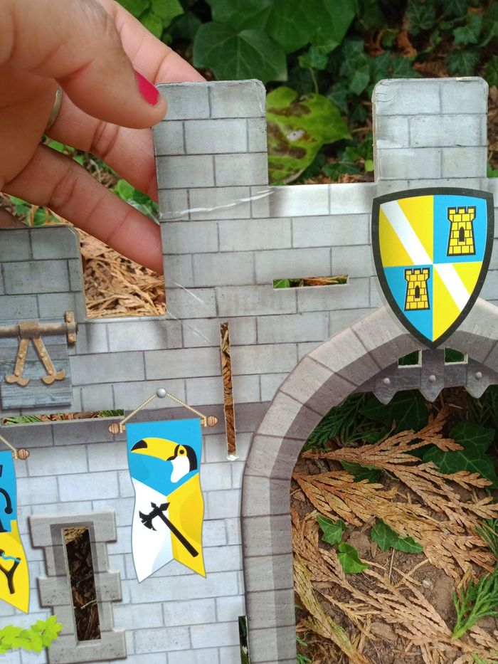 Château medieval mixte bom etat