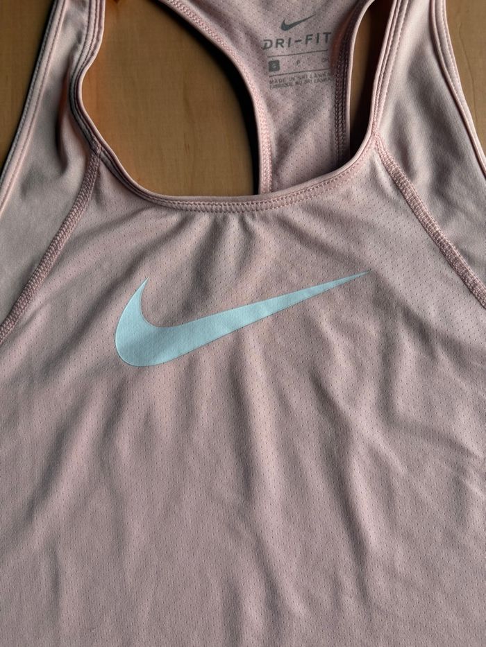 Débardeur Nike Dri-Fit rose sport respirant - photo numéro 8