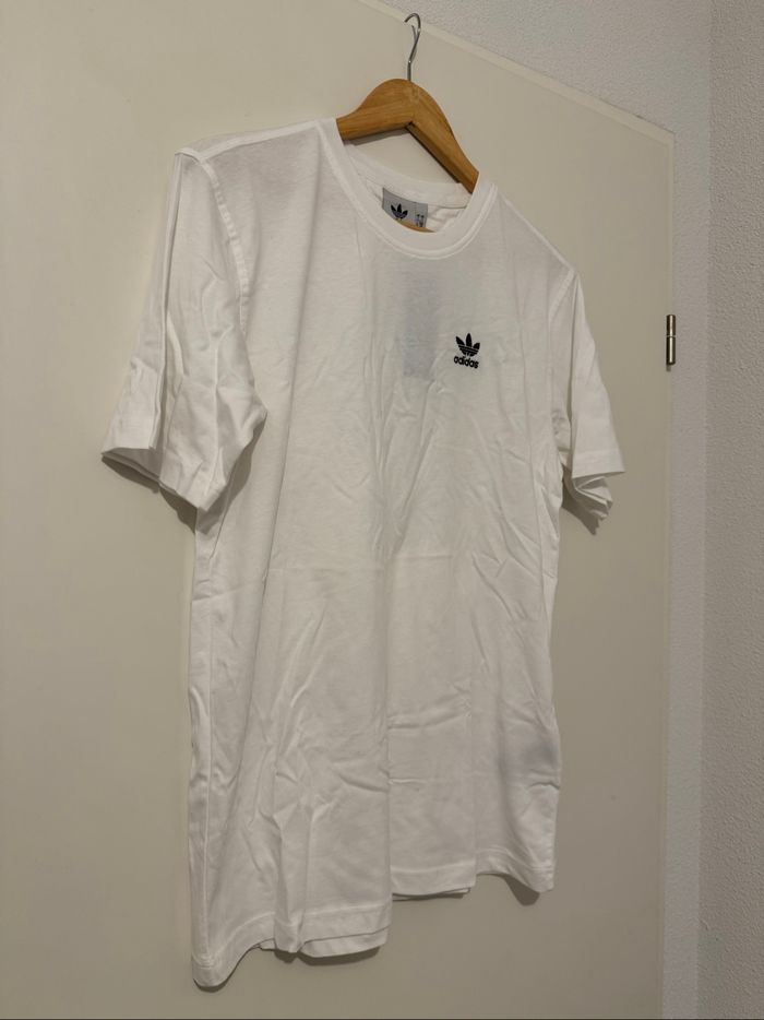 T-shirt Adidas blanc - Taille S - Neuf avec étiquette - photo numéro 3