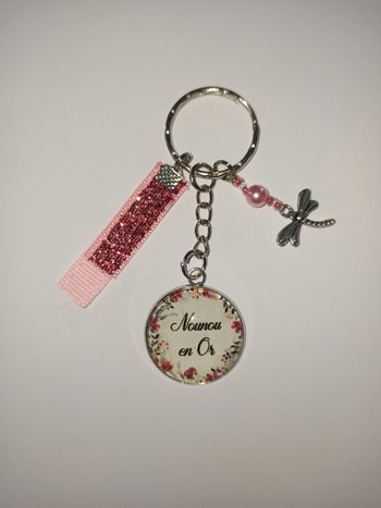 Porte clé nounou " Nounou en or"