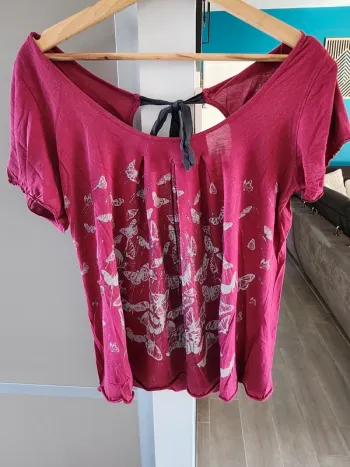 Tee-shirt haut blouse manches courtes pepe jeans taille L 40 motifs papillons 🦋