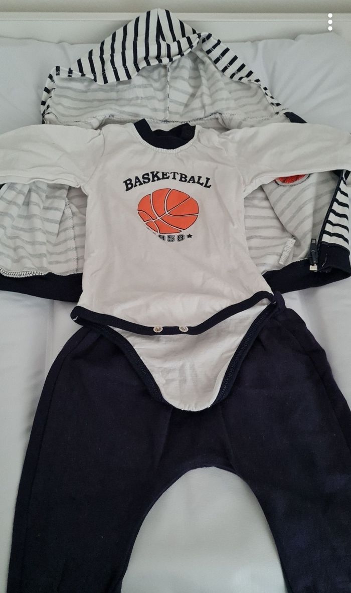 Lot vêtements - photo numéro 9