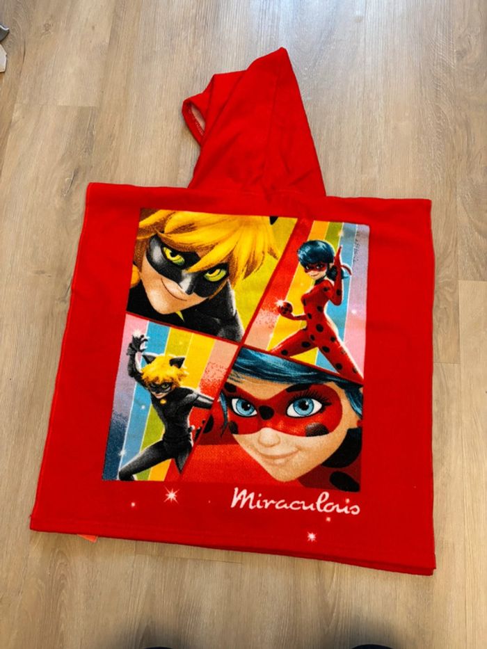 Serviette poncho Miraculous - photo numéro 3