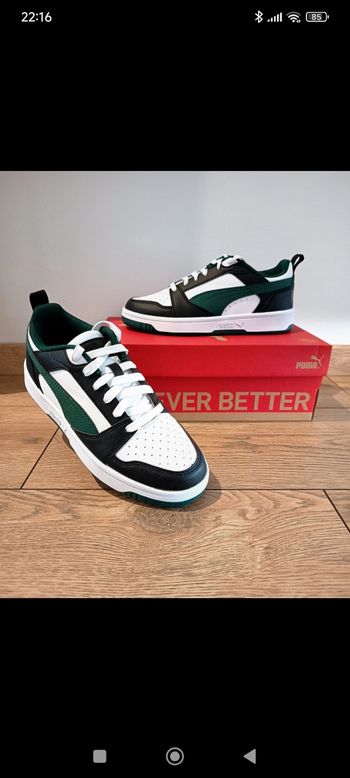 Baskets Puma neuves pointure 37