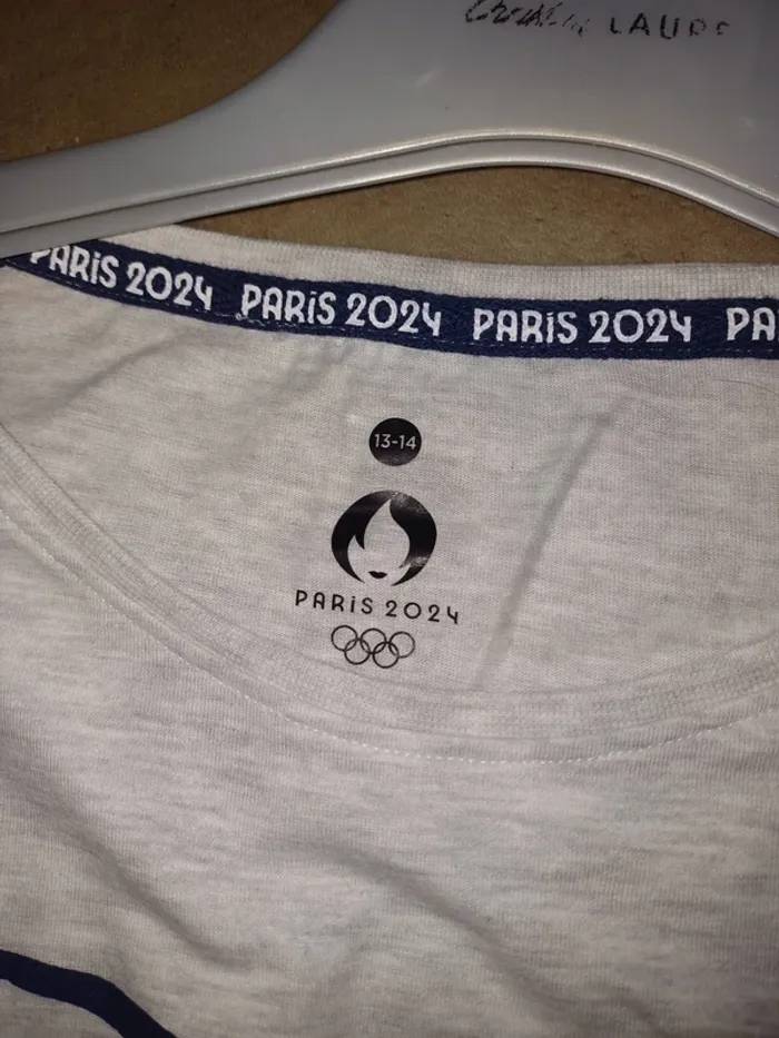 T-shirt Paris 2024 - photo numéro 2