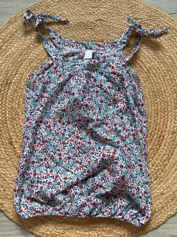 Blouse avec bretelles à nouer motifs fleurs 🌹 Taille 40