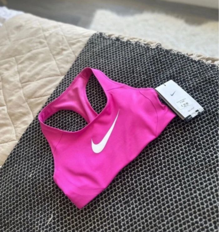 Brassière de sport neuve Nike
