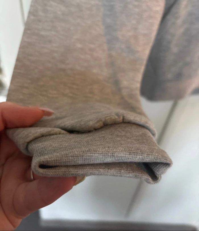 Sweat Jennyfer taille S - photo numéro 4