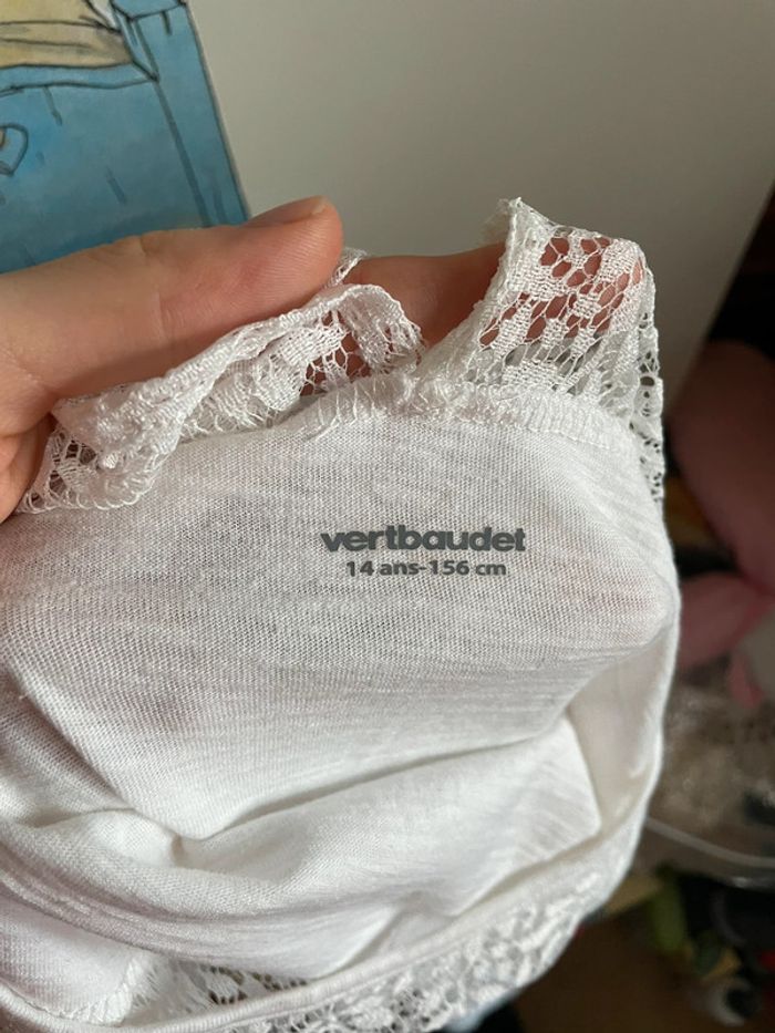 Tee shirt blanc avec joli détail dentelle, taille 14 ans, marque Vertbaudet - photo numéro 3