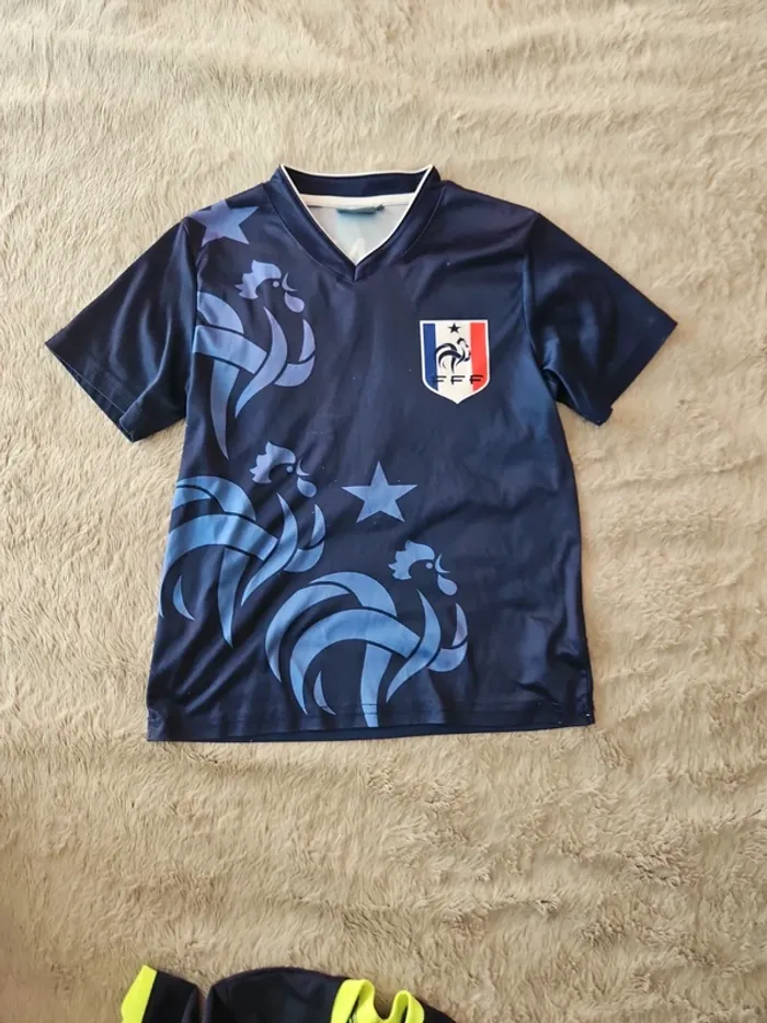 Lot tee-shirt sport 8a - photo numéro 3