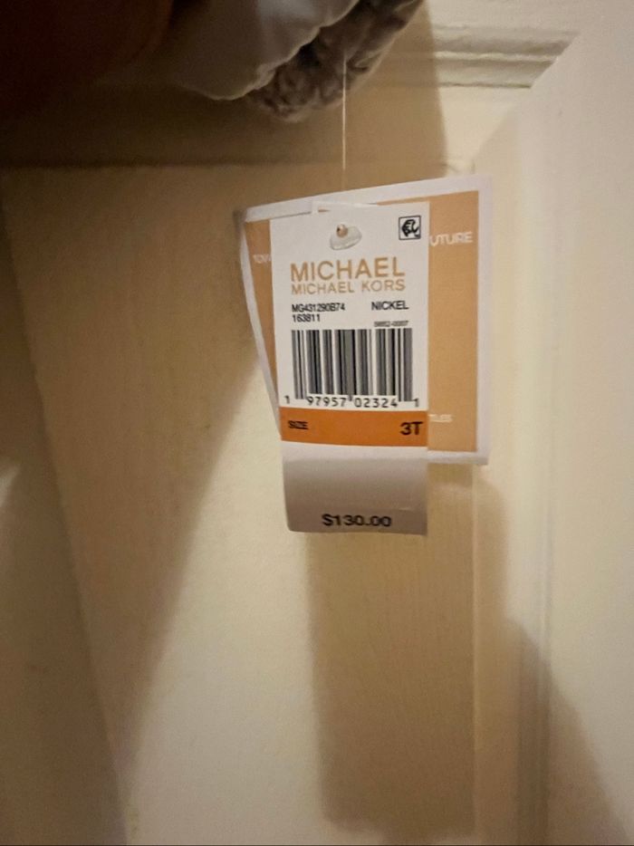 Doudoune Michael Kors taille 3 ans et demi - photo numéro 5