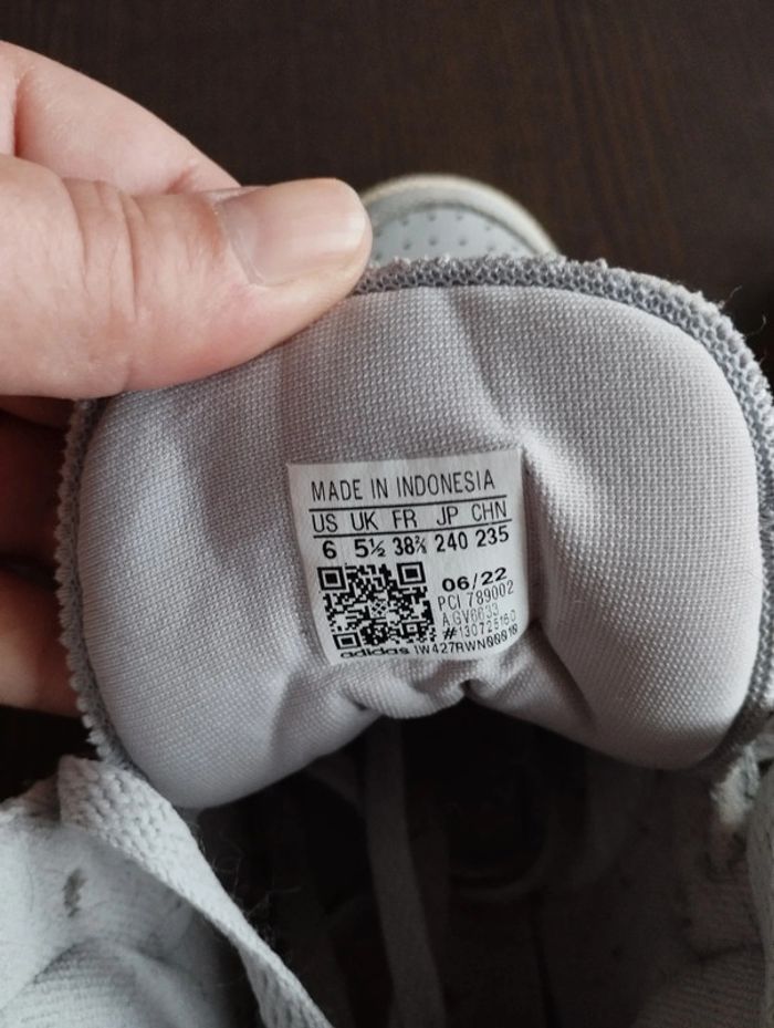 Baskets adidas - photo numéro 6