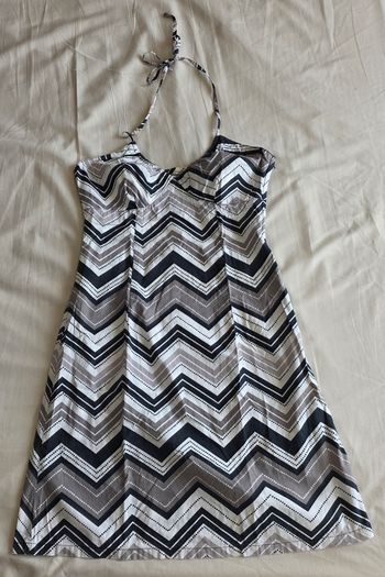 ​H&M Robe Dos Nu Coton Motifs Géométriques Très bon état Taille 34