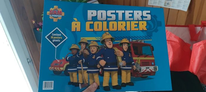 Album coloriage sam le pompier
