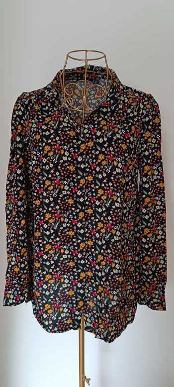 Chemise de grossesse, imprimé fleuri.