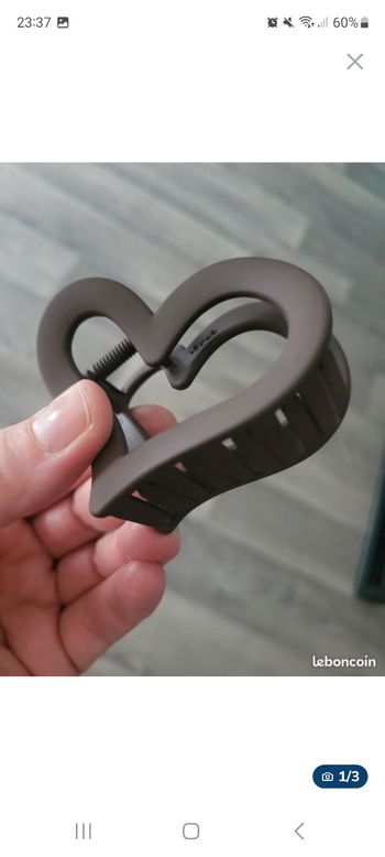 Barette coeur marron foncé