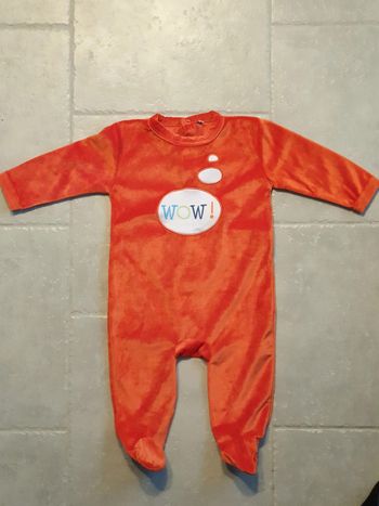 Pyjama neuf 9 mois