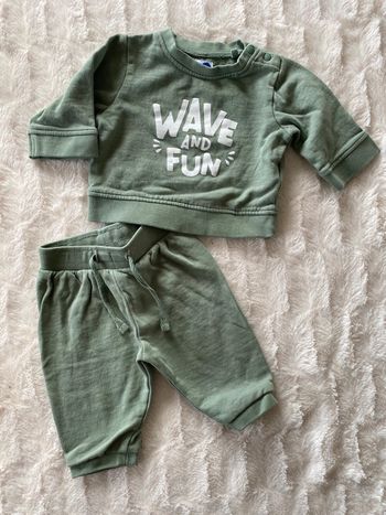 Ensemble jogging mots d’enfants