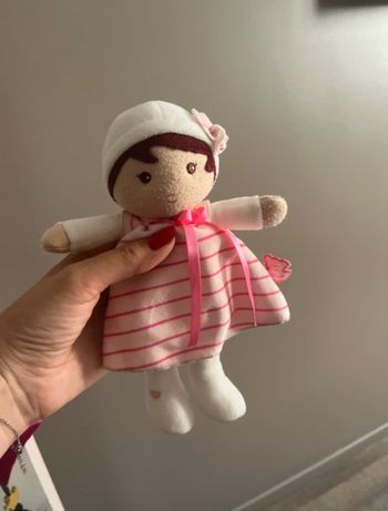 Poupée doudou