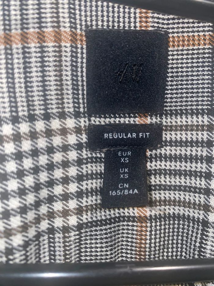 Sur chemise - photo numéro 3