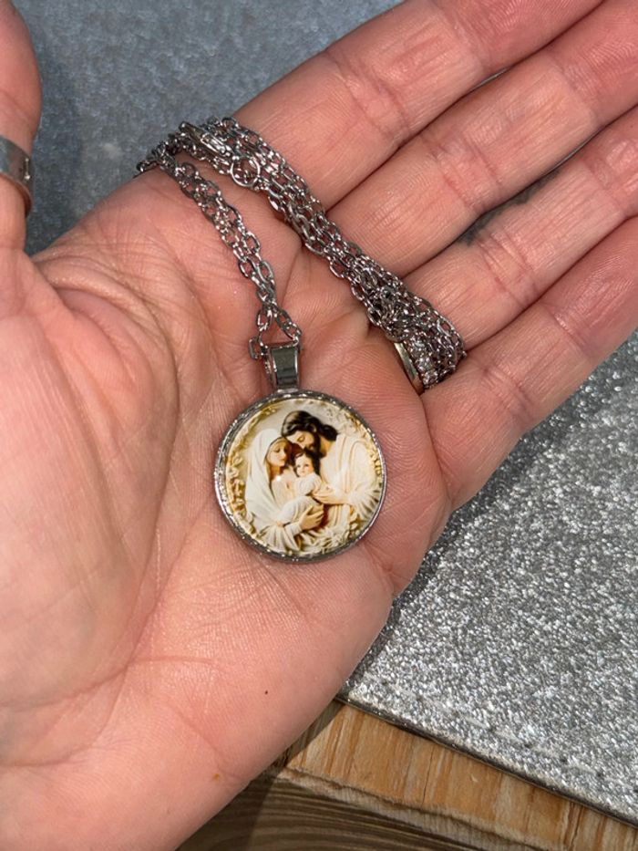 Collier du christ Marie et Joseph - photo numéro 3
