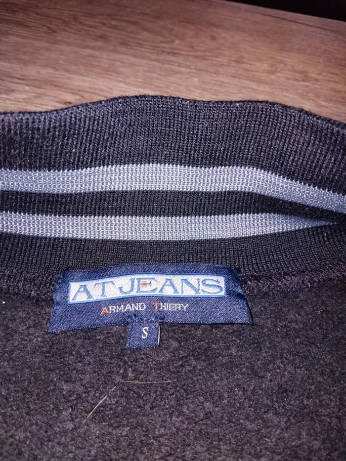 Gilet Armand Thiery - photo numéro 3