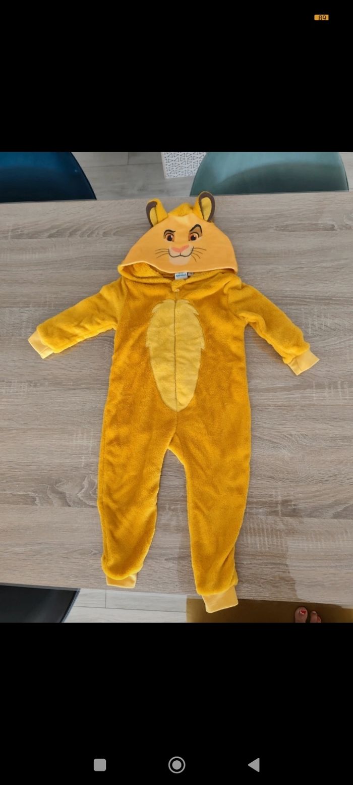 Combinaison/ surpyjama Simba