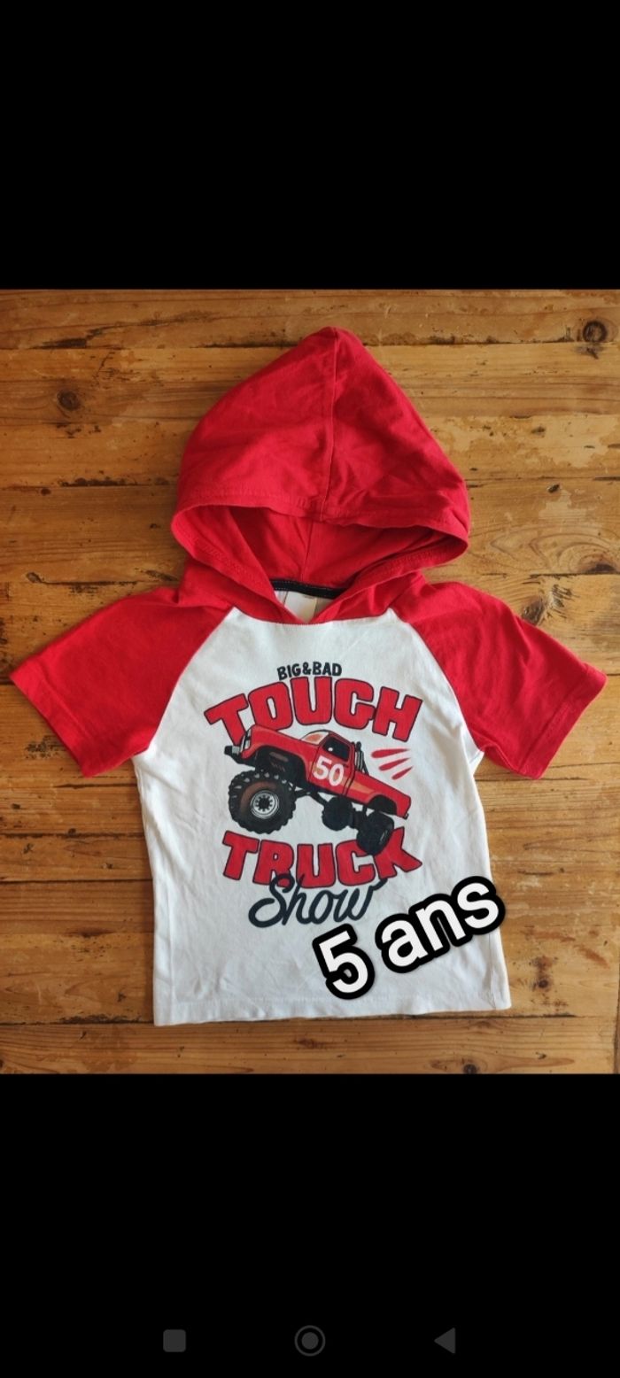 T.shirt capuche Palomino 5 ans