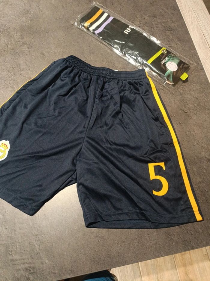Tenue football real Madrid Jude Bellingham bleu t.28 - photo numéro 3