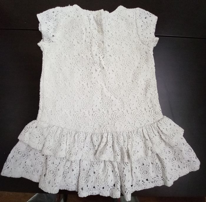 Robe dentelle - photo numéro 2