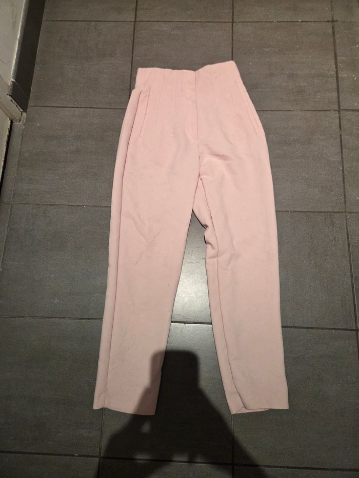 Pantalon carrotte rose
