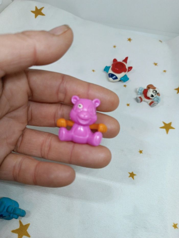 Lot divers figurine Kinder MPG animaux tigre puce cochon avion chien frog crocodile ours rose - photo numéro 9