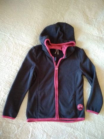 Veste polaire légère avec capuche fille 8 ans