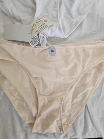 2 culottes neuves