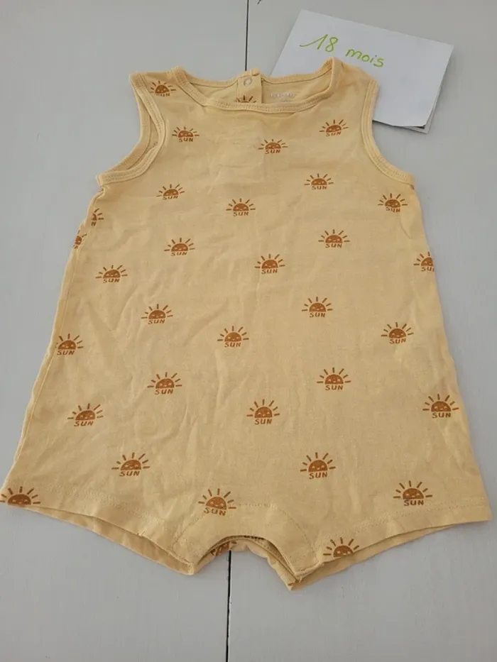 Combishort jaune kiabi taille 18 mois - photo numéro 2
