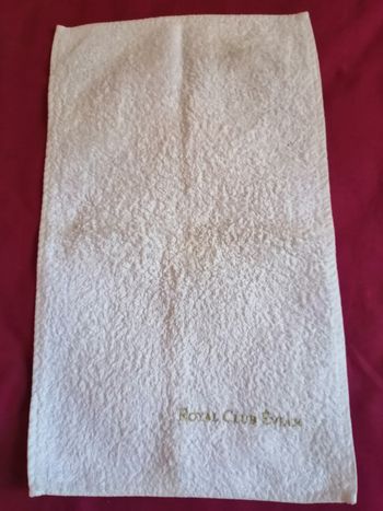 essuie main Royal Club Evian 43 x 28 cm