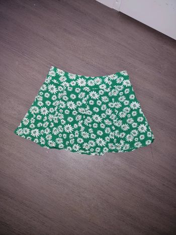 Jupe verte fleuri