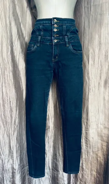 Superbe jean taille ultra haute slim Rose Player 40/L