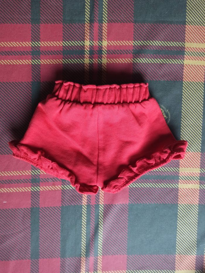 Short rouge fille 3 mois - photo numéro 3