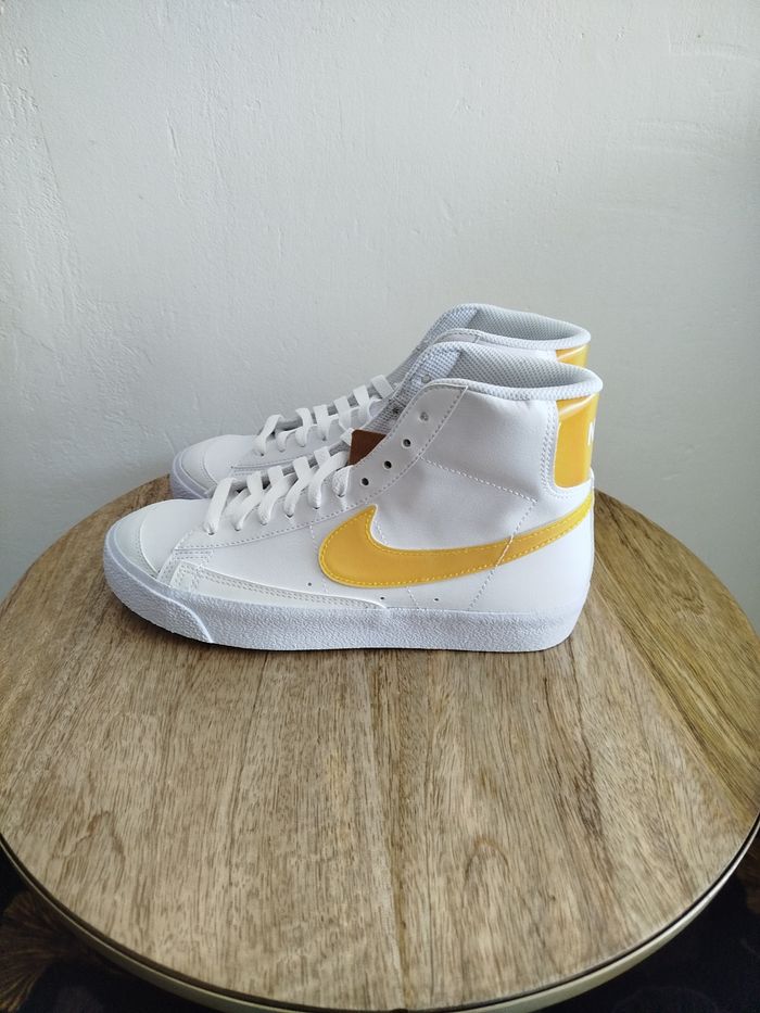 Baskets Nike T  38 - photo numéro 4