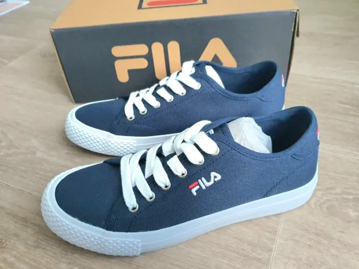 Baskets FILA taille 39 neuves - photo numéro 2