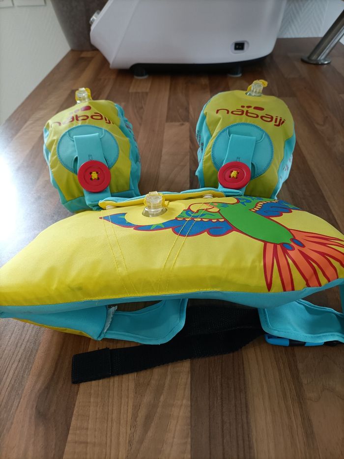 Gilet de flottaison 15-30 kg piscine Nabaiji jaune et bleu perroquet - photo numéro 3